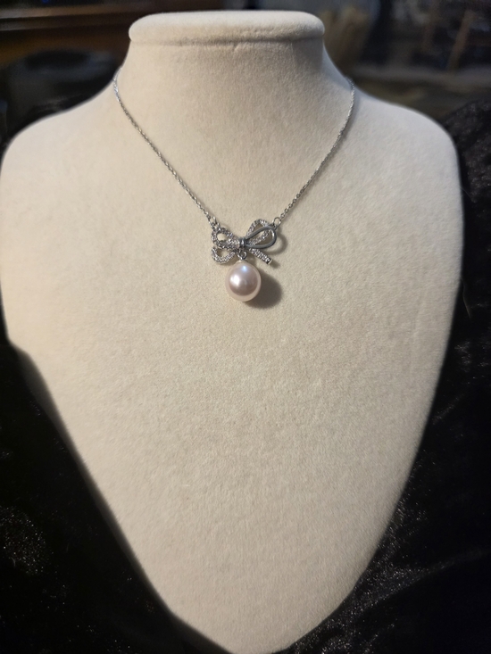 Jewelry - Silver Bow Necklace with Pink Pearl Pendant